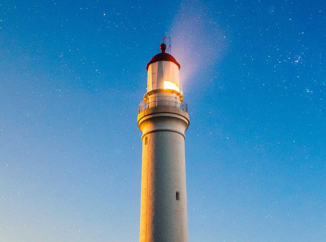 Celebrating the Win: Epic Clutch and Victory GIFs